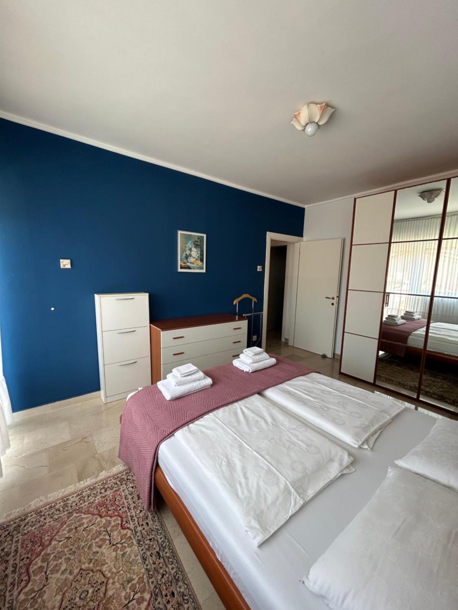 Villa Kamelija Fažana Esterno foto